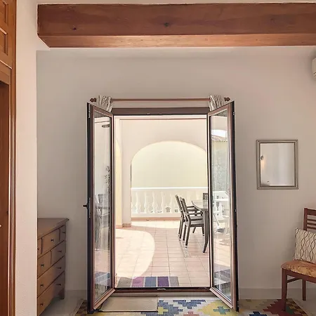 Villa Maravista - Luxury With Private Pool And Sea View
